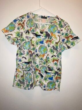 (EARTH) Women Scrub Top Size (Large)